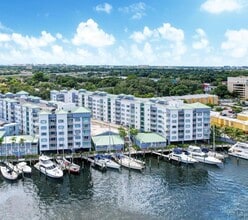 2415 NW 16th St Rd in Miami, FL - Building Photo - Building Photo
