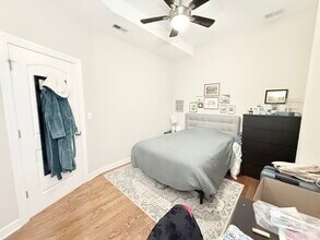 1905 W Huron St, Unit #3 in Chicago, IL - Foto de edificio - Building Photo