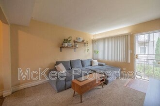 2315 Brant St in San Diego, CA - Building Photo - Building Photo