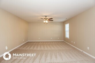 11241 Anna Rose Rd in Charlotte, NC - Foto de edificio - Building Photo