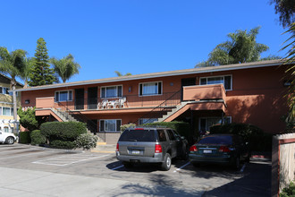 Mission Bay Towers in San Diego, CA - Building Photo - Building Photo