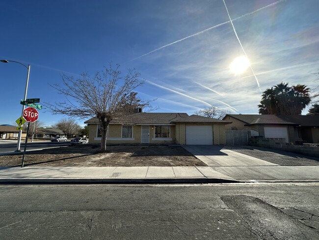 4653 Fro Ave in Las Vegas, NV - Building Photo - Building Photo