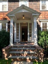 29 Addington Rd, Unit 2 in Brookline, MA - Building Photo - Building Photo