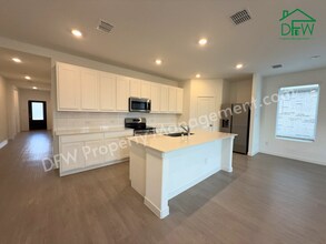 537 Ml Trce Wy in Princeton, TX - Building Photo - Building Photo