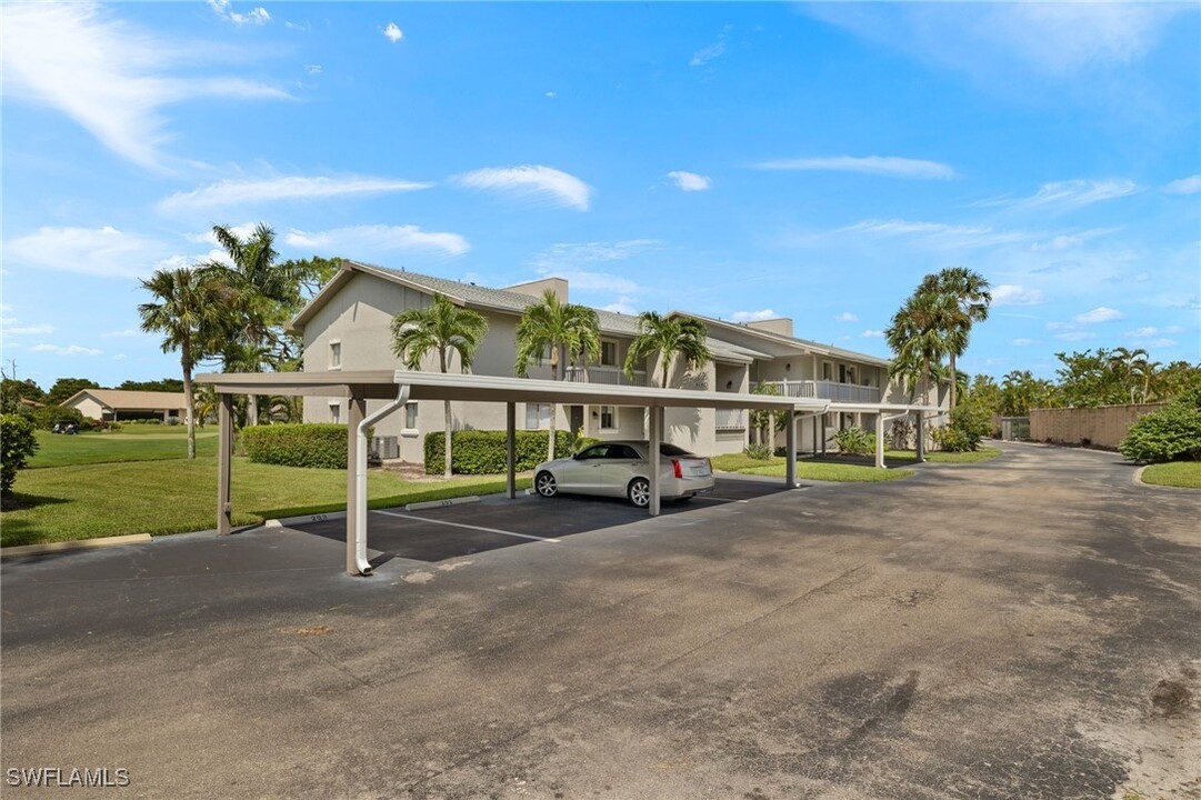 16540 Club Blvd in Ft. Myers, FL - Building Photo