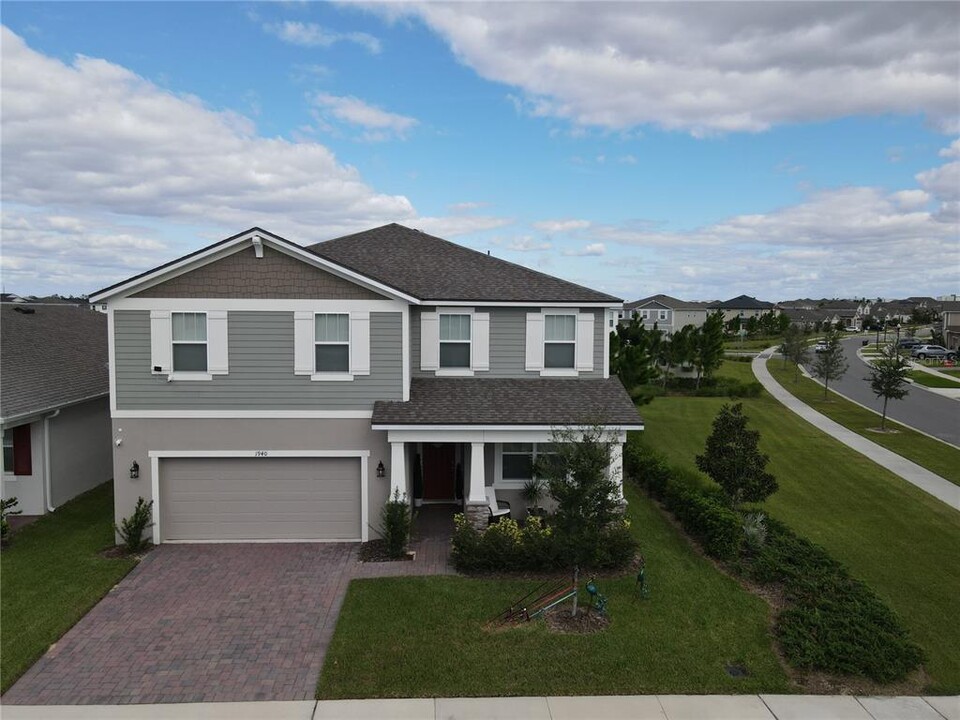 1940 Valencia Blossom St in Clermont, FL - Building Photo