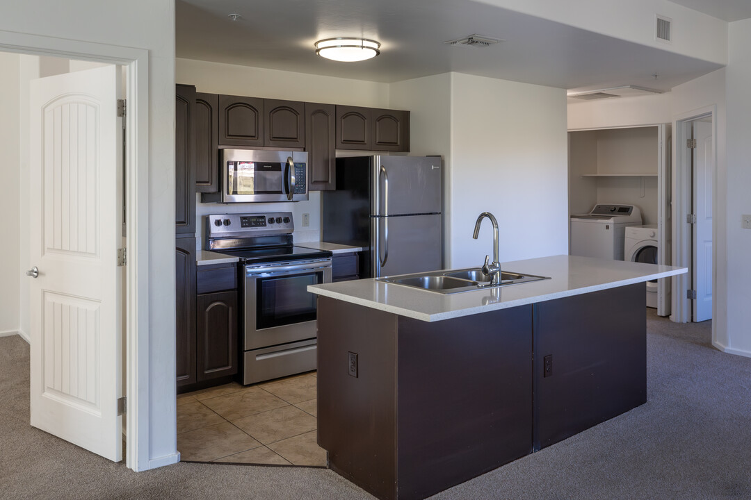 The Place At Canyon Ridge in Tucson, AZ - Foto de edificio