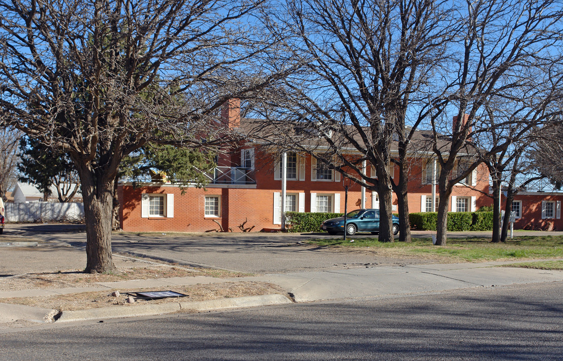 1310 65th Dr in Lubbock, TX - Building Photo