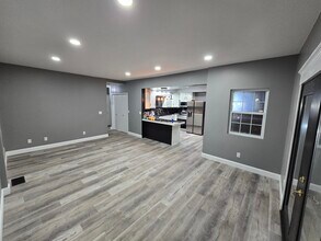 817 W 5th St in Anderson, IN - Building Photo - Building Photo