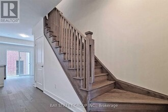 109 Frederick Tisdale Dr in Toronto, ON - Building Photo - Building Photo