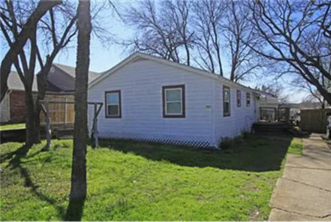 property at 737 Lakeside Dr