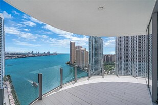 300 Biscayne Boulevard Way