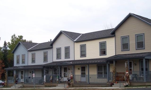 Butterfield Townhomes in West Dover, VT - Building Photo