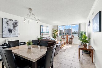 1170 NE 191st St in Miami, FL - Building Photo - Building Photo