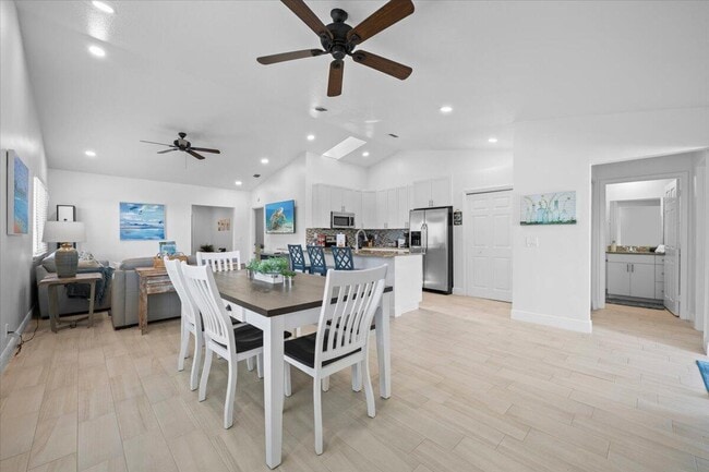 6077 Francis St in Jupiter, FL - Building Photo - Building Photo