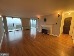 301 N Beauregard St in Alexandria, VA - Building Photo - Building Photo
