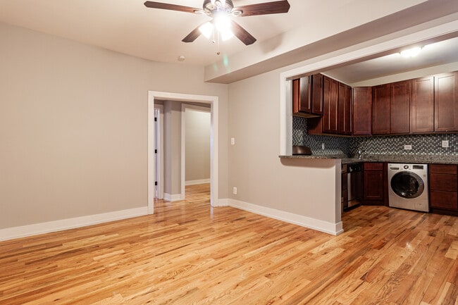 3519 N Racine Ave, Unit W1 in Chicago, IL - Building Photo - Building Photo