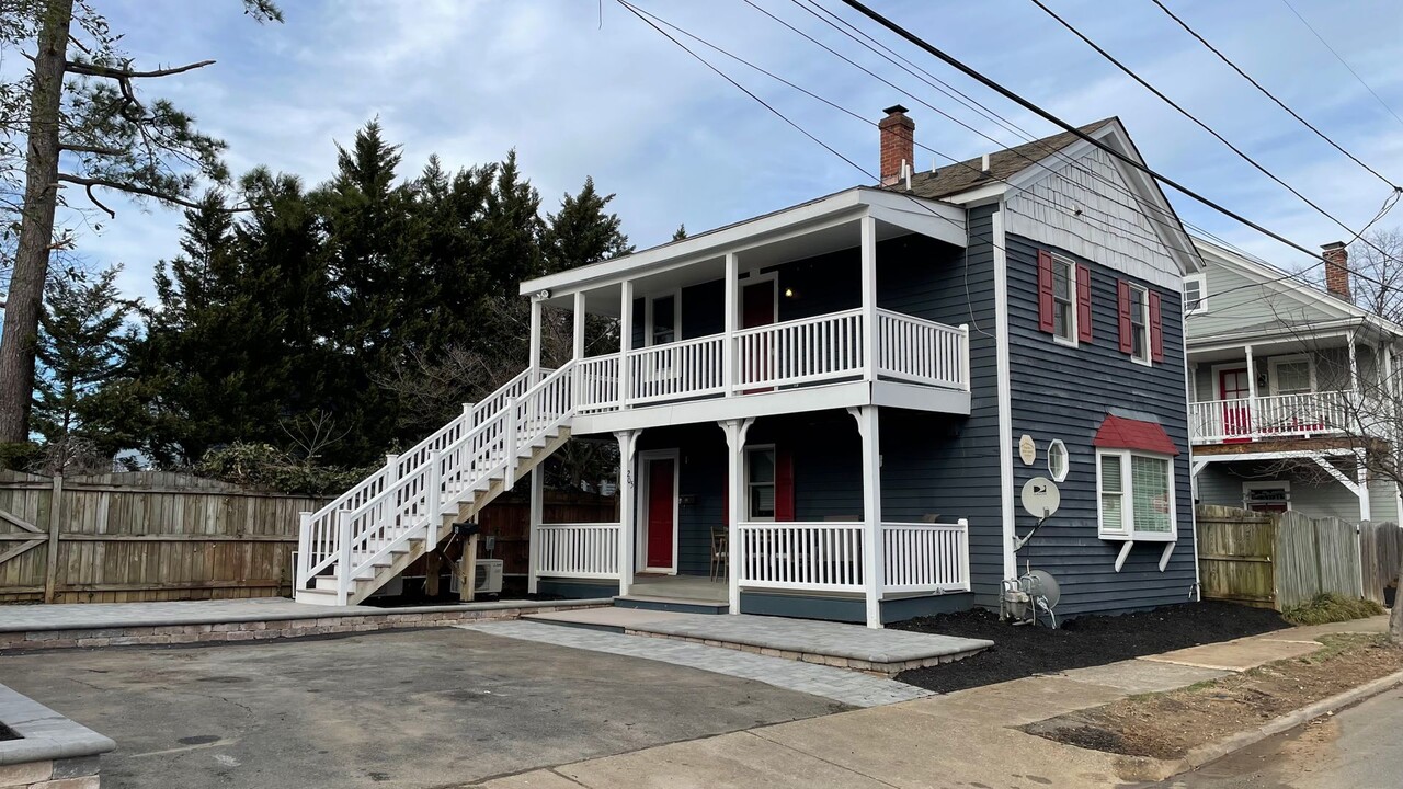 205 Hawke St in Fredericksburg, VA - Building Photo