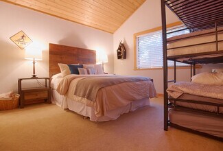 14745 Davos Dr in Truckee, CA - Building Photo - Building Photo