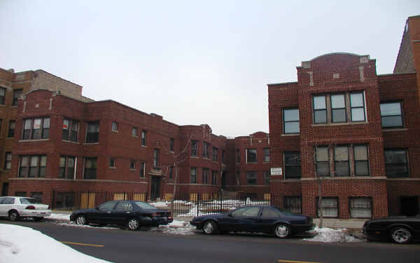 3706-3712 W Wrightwood Ave in Chicago, IL - Foto de edificio - Building Photo