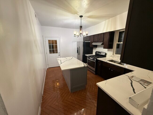 1707 N Luna Ave in Chicago, IL - Building Photo - Building Photo