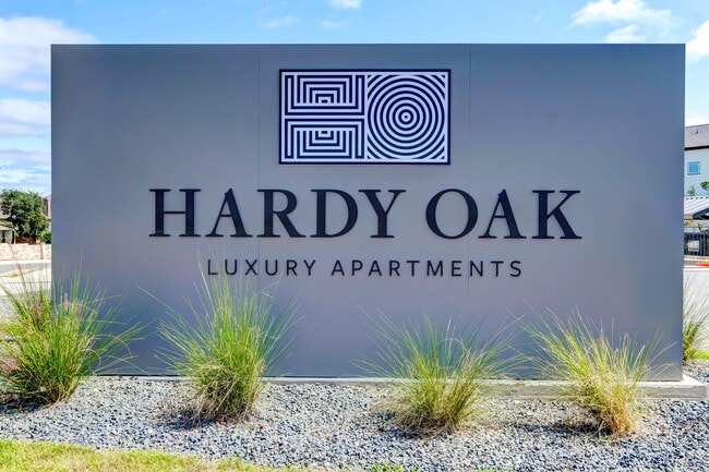 Hardy Oak in San Antonio, TX - Foto de edificio - Building Photo