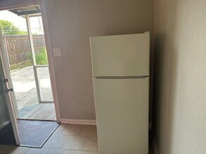 818 Ogden St in San Antonio, TX - Building Photo - Building Photo