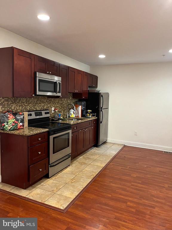 1933 Cecil B. Moore Ave in Philadelphia, PA - Building Photo - Building Photo