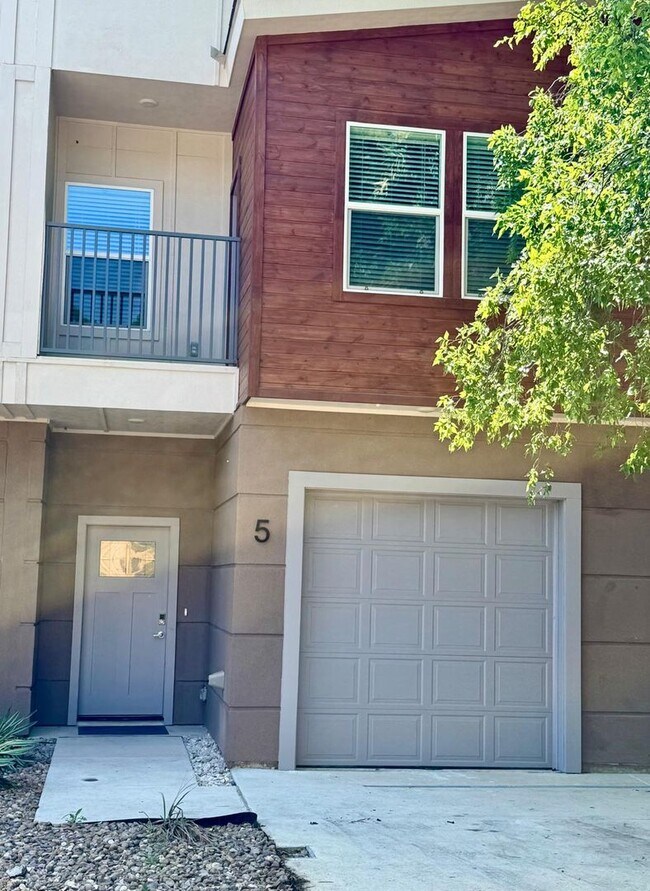 1002 Morningside Dr in San Antonio, TX - Building Photo - Building Photo