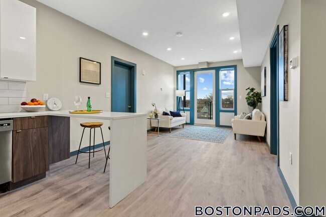 1258 Massachusetts Ave in Boston, MA - Building Photo - Building Photo