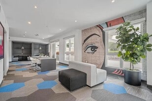 5875 Interceptor St in Los Angeles, CA - Building Photo