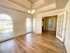 9509 Dry Springs Dr in La Porte, TX - Building Photo - Building Photo