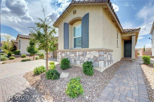 2255 Valdina St in Henderson, NV - Building Photo - Building Photo