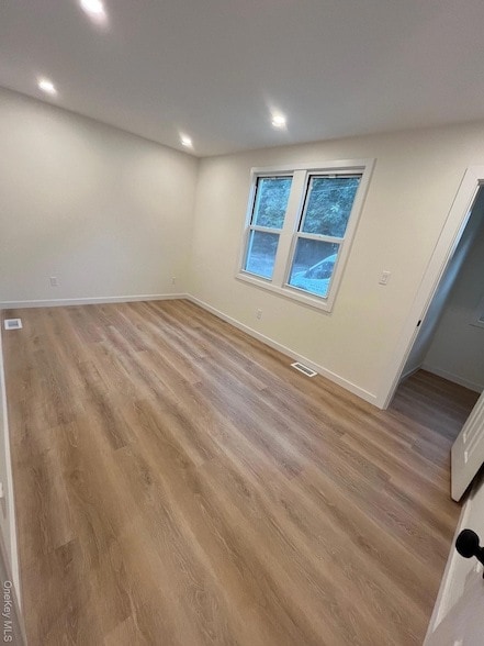 12 Backman Ave, Unit 1 in Ellenville, NY - Building Photo - Building Photo