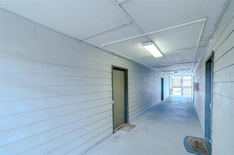 4859 Cedar Springs Rd in Dallas, TX - Building Photo - Building Photo