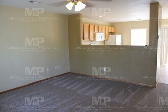 303 Plowman Ct in Fort Collins, CO - Building Photo - Building Photo