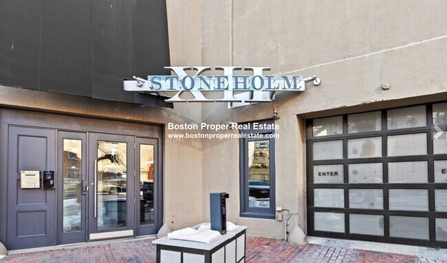 12 Stoneholm St, Unit 308 in Boston, MA - Building Photo - Building Photo