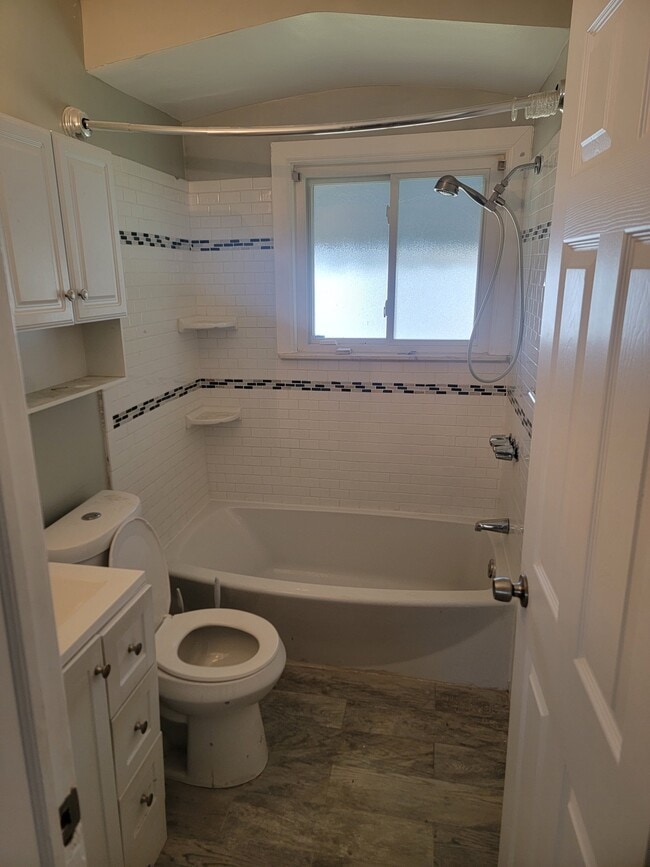 18125 Maine St in Detroit, MI - Building Photo - Building Photo