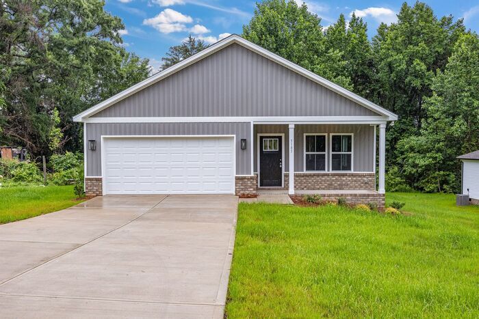 5185 Grand Canyon Rd NW in Concord, NC - Building Photo