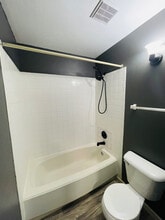 9088 N 85th St in Milwaukee, WI - Building Photo - Building Photo