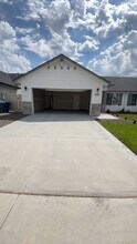 6150 N Fairfax Ave in Garden City, ID - Building Photo - Building Photo