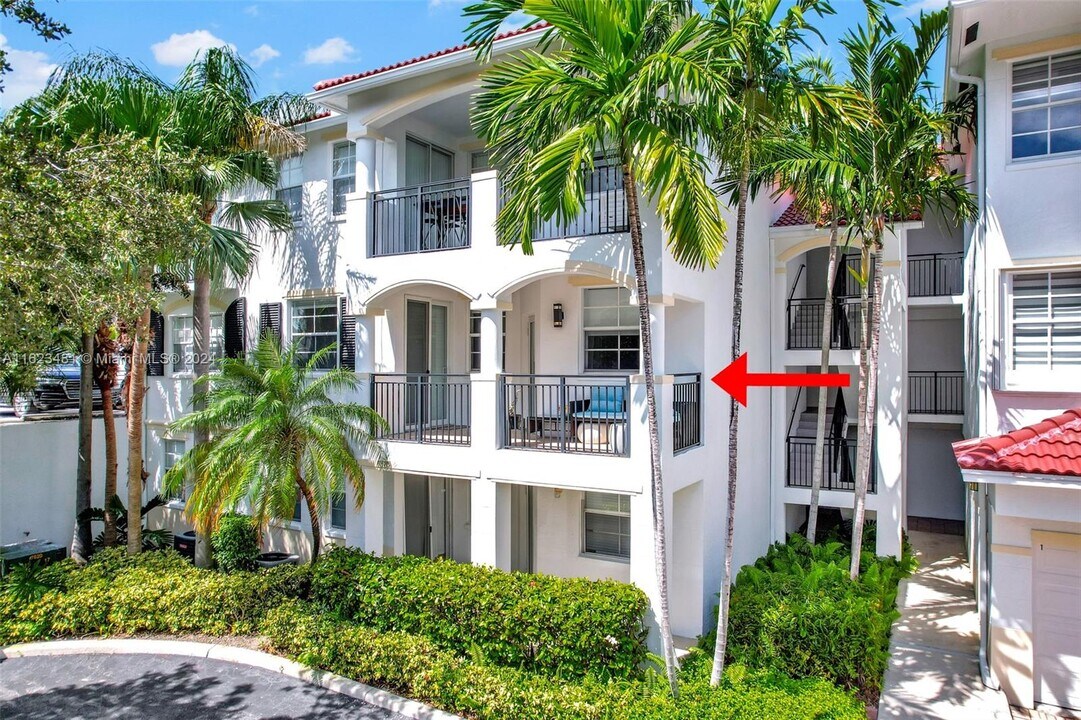 3145 NE 184th St, Unit 5204 in Aventura, FL - Foto de edificio