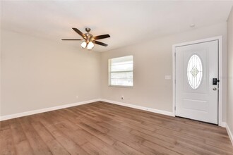 1289 E Harrison St in Oviedo, FL - Building Photo - Building Photo