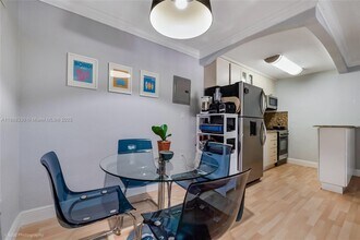 3245 Virginia St in Miami, FL - Building Photo - Building Photo