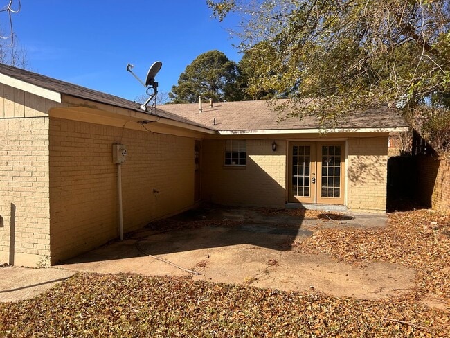 6451 Frondosa Dr in Shreveport, LA - Building Photo - Building Photo