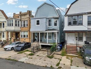 30 Sheffield St in Jersey City, NJ - Foto de edificio - Building Photo