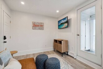 61 Ocean Blvd in Hampton, NH - Building Photo - Building Photo