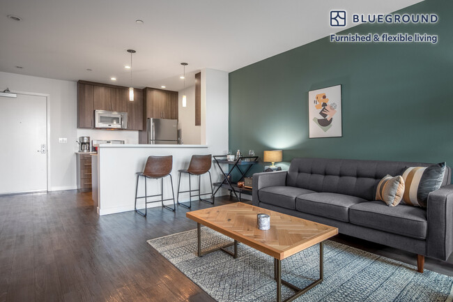 375 N La Cienega Blvd in West Hollywood, CA - Building Photo - Building Photo