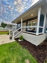 105 1st St in Santa Rosa Beach, FL - Building Photo