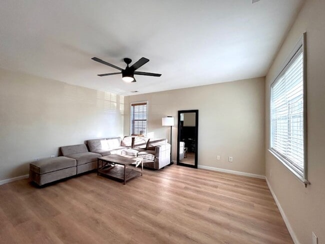 132 Sanders St in Jacksonville, NC - Building Photo - Building Photo